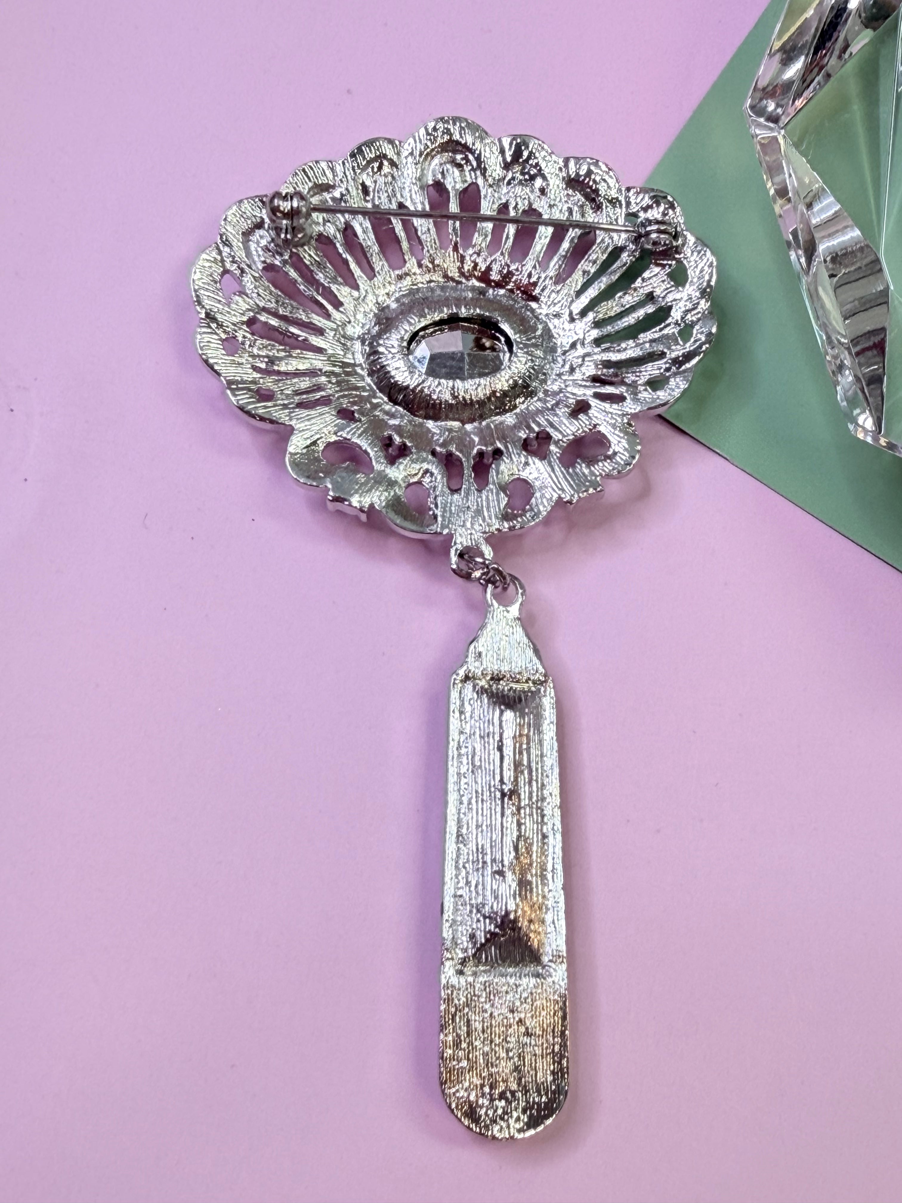 Vintage Crystal Drop Brooch – Elegant Statement Piece