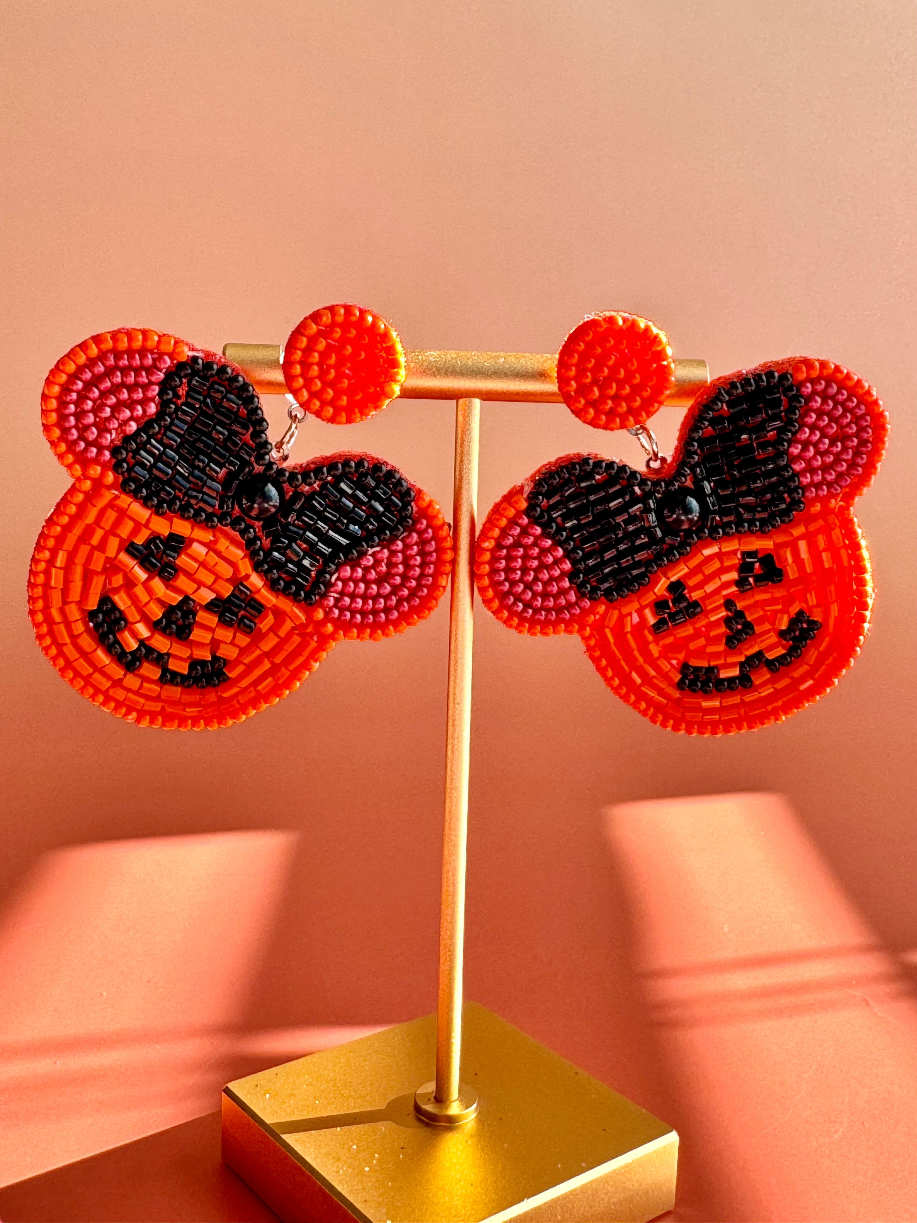 Handmade Minnie Pumpkin Earrings: Beaded Jack O' Lantern Dangle