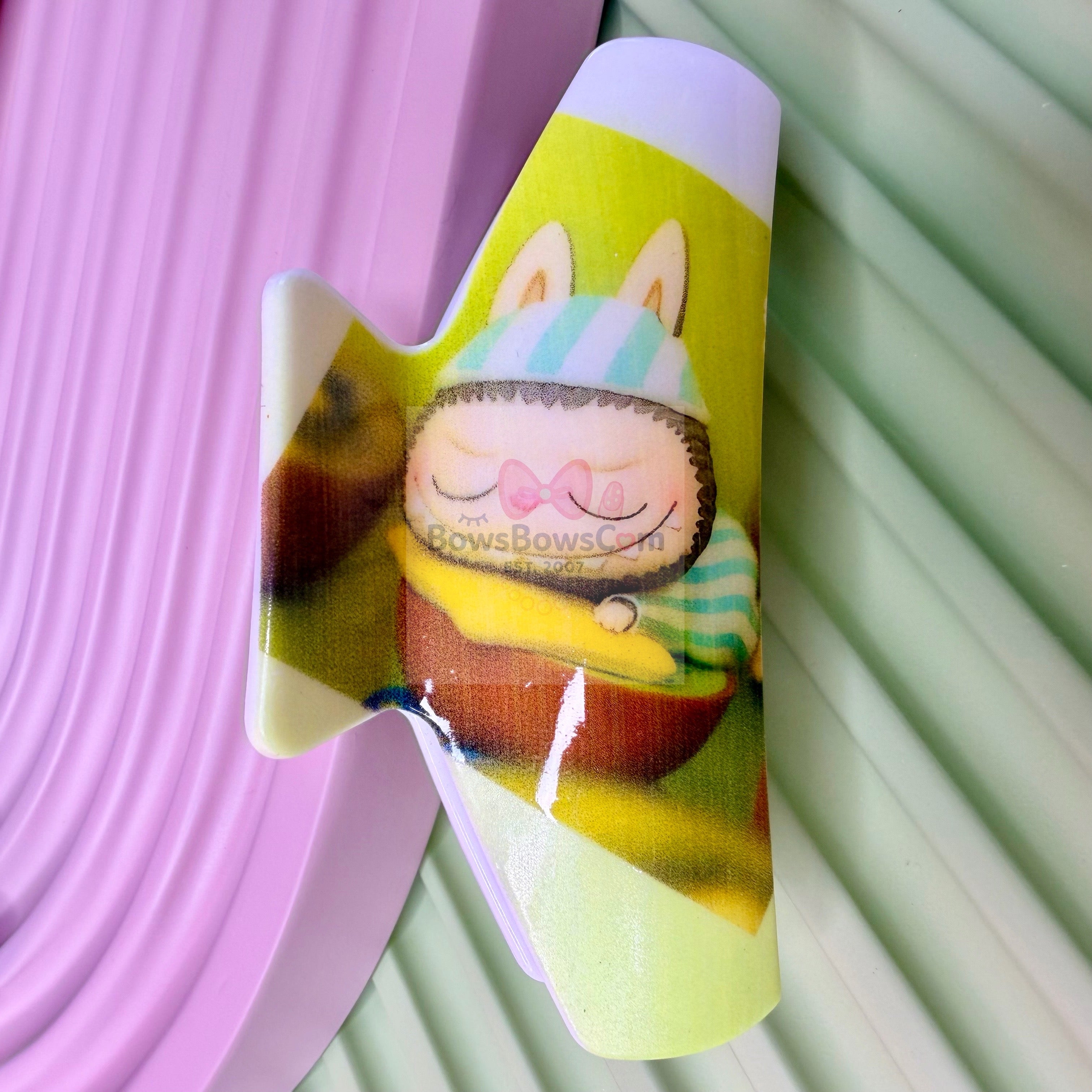 Pastel Monster Hair Claw: Kawaii Acrylic Hair Clip