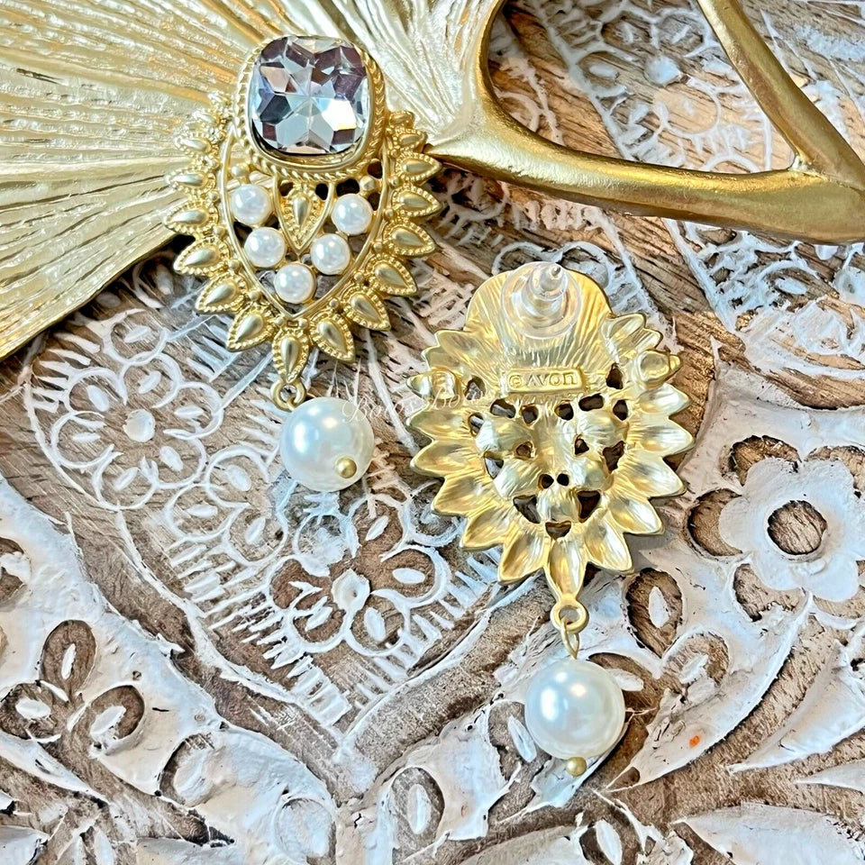 French Gold Plated Rhinestone /Pearl Dangle Earring Silver Post White