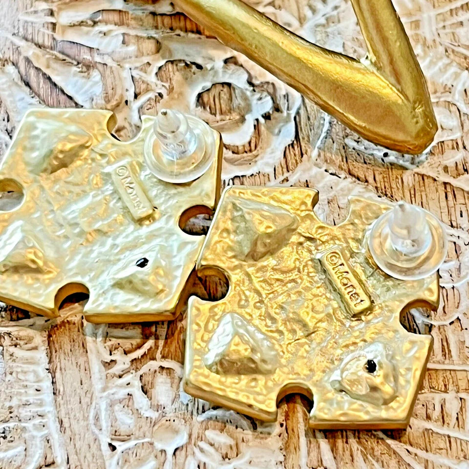 Victoria Gold Plated Resin/Crystal Earring Silver Post Pink/ Purple